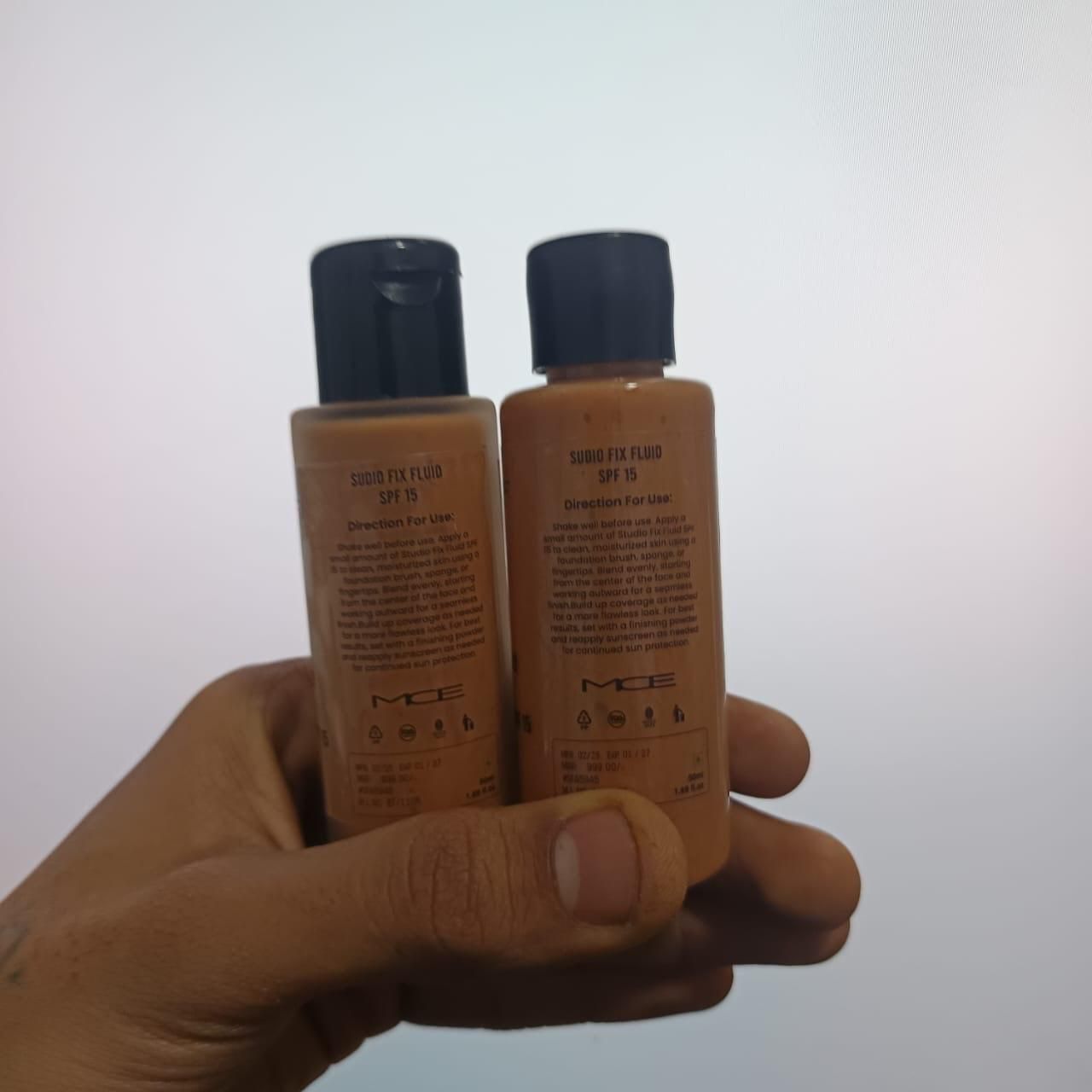 MOF Studio Fix Fluid SPF 15 100ml Pack of 2